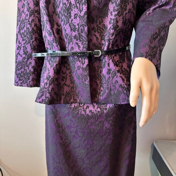 ALBERT NIPON BLACK AND PURPLE PAISLEY SKIRT SUIT - SZ 12 - Picture 2 of 5